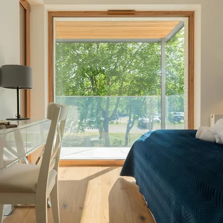 Apartment In -